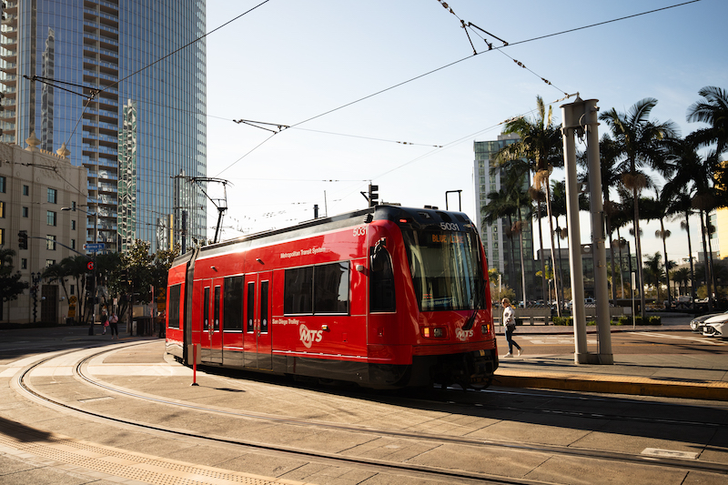 San Diego trolley is one of the best ways to travel from Sna Diego to Tijuana 