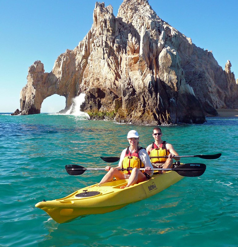 Best kayaking tours in Cabo San Lucas 